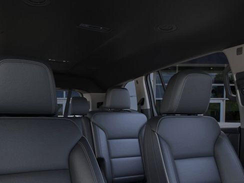 New 2025 Buick Enclave Preferred image 24