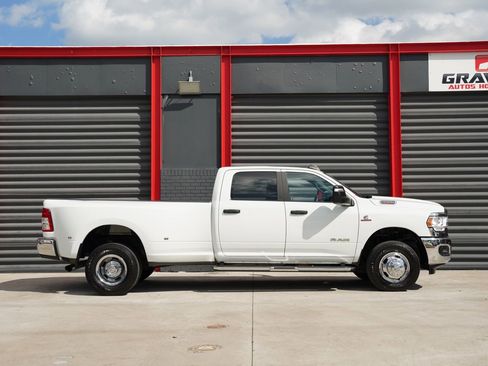 Used 2024 RAM 3500 Big Horn image 11