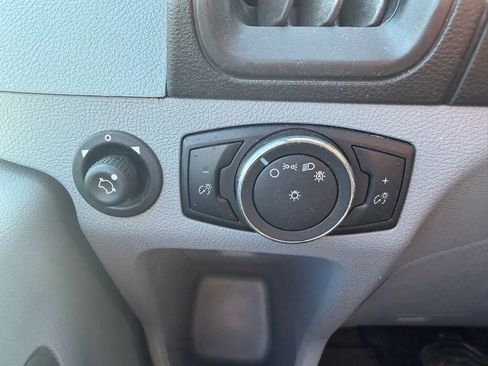 Used 2018 Ford Transit 350 XLT RWD image 25