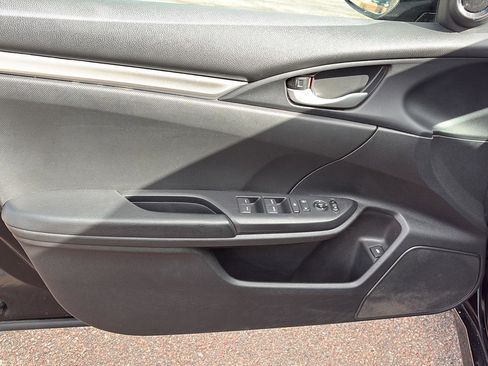 Used 2019 Honda Civic Sport image 8