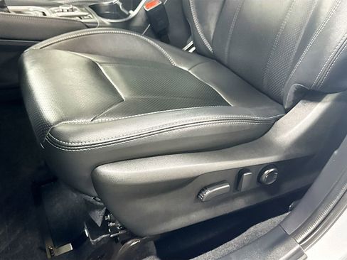 Certified 2024 Subaru Forester Limited AWD/4WD image 18