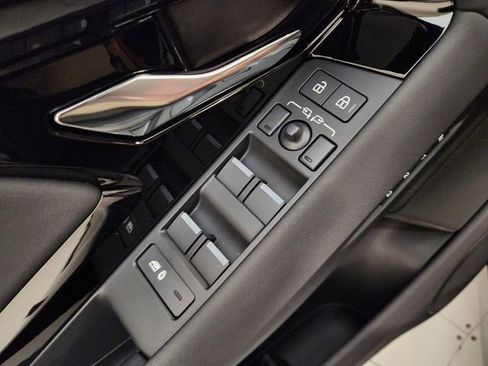 New 2026 Land Rover Range Rover Evoque S AWD/4WD image 22