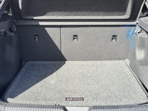 Used 2023 Volkswagen ID.4 Pro image 19