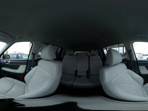 Used 2026 Hyundai Santa Fe SEL FWD image 34
