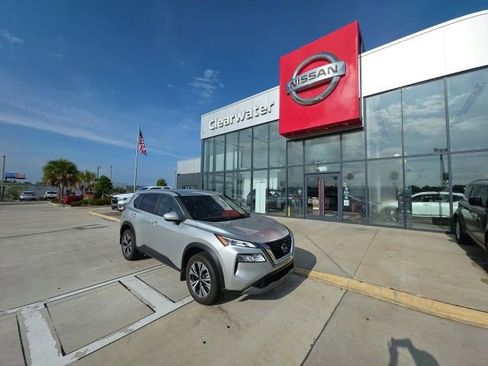 Used 2023 Nissan Rogue SV FWD image 1
