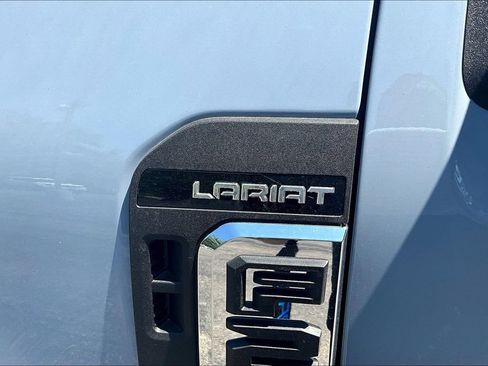 New 2026 Ford F250 Lariat w/ Chrome Package AWD/4WD image 9