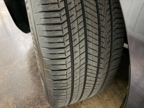 Used 2025 Tesla Model 3 RWD image 11