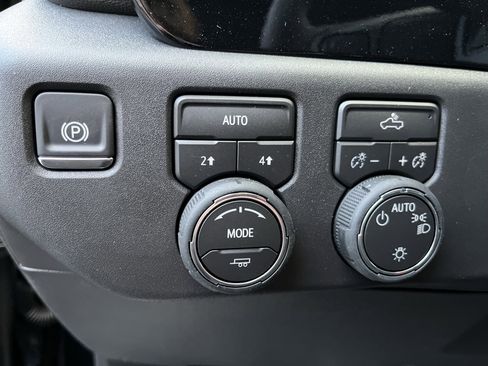 New 2026 Chevrolet Silverado 1500 LT image 46