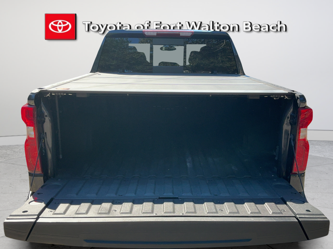Used 2024 Chevrolet Silverado 1500 LTZ AWD/4WD image 22