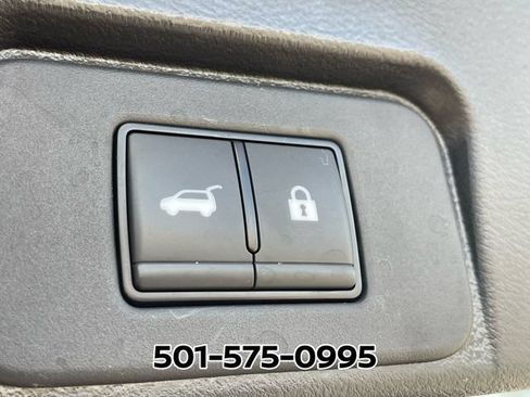 Used 2023 Nissan Rogue SL w/ SL Premium Package FWD image 17