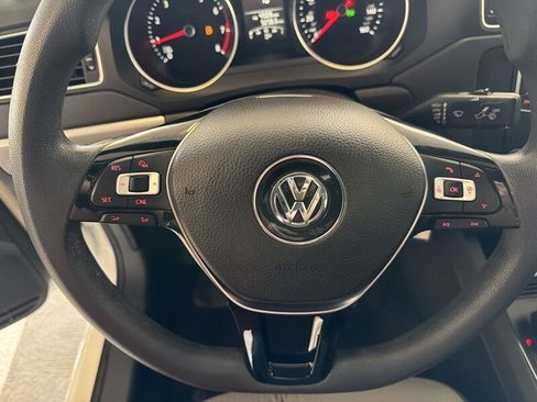Used 2017 Volkswagen Jetta S FWD image 13