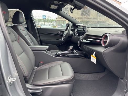 New 2026 Chevrolet Trax RS w/ Driver Confidence Package FWD image 15