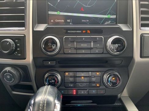 Used 2018 Ford F150 Lariat w/ Equipment Group 502A Luxury image 31