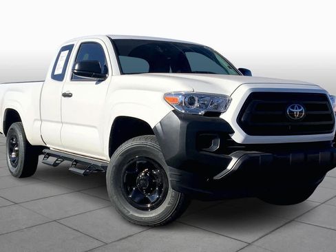 Certified 2022 Toyota Tacoma SR image 2