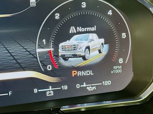 Used 2026 GMC Sierra 1500 Elevation RWD image 17
