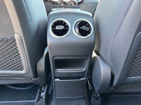 Certified 2025 Mercedes-Benz GLA 250 image 18