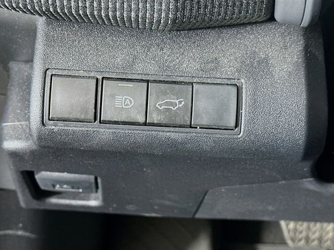 Used 2024 Toyota bZ4X FWD image 17