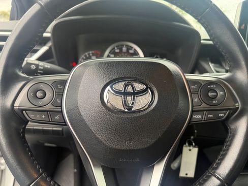 Used 2021 Toyota Corolla SE image 12