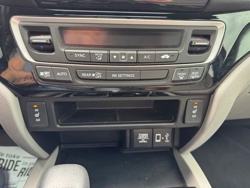 Used 2018 Honda Ridgeline RTL-E image 22