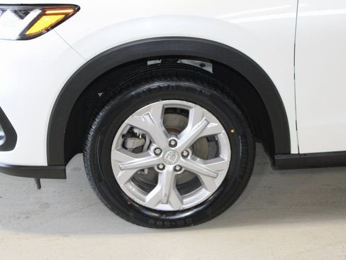 Used 2023 Honda HR-V LX image 6