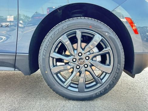 Used 2024 Chevrolet Equinox RS AWD/4WD image 15
