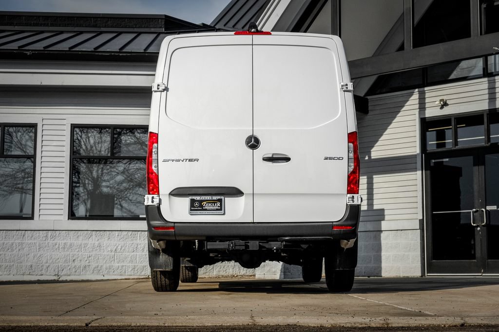 Used 2026 Mercedes-Benz Sprinter 2500 image 8