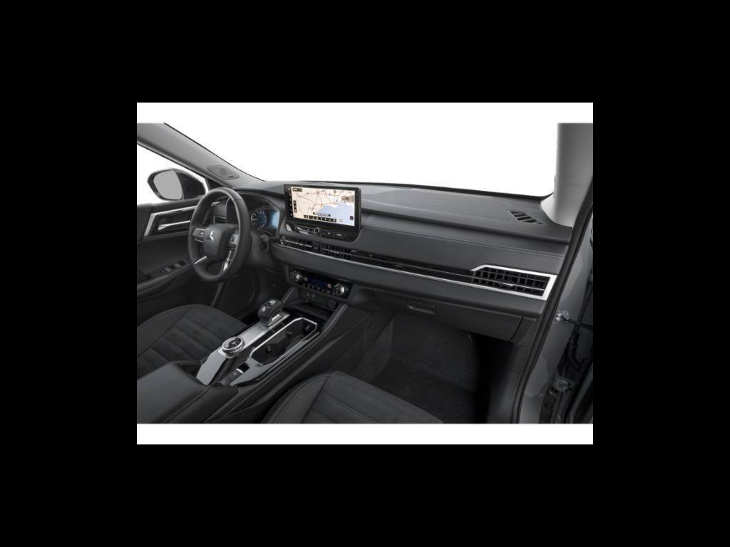 Used 2026 Mitsubishi Outlander AWD image 14