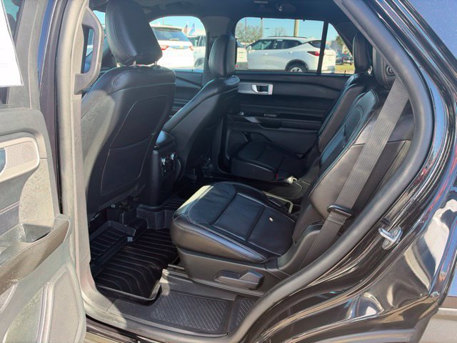 Used 2020 Ford Explorer Limited RWD image 11
