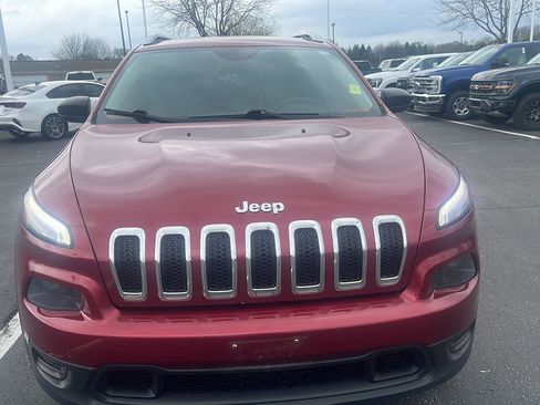 Used 2015 Jeep Cherokee Sport w/ Cold Weather Group image 15