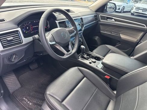 Used 2023 Volkswagen Atlas SE image 11