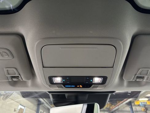 Used 2023 Ford Mustang Mach-E Premium image 9