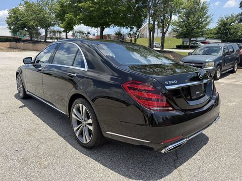 Used 2018 Mercedes-Benz S 560 Sedan image 8