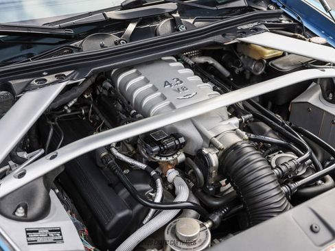 Used 2007 Aston Martin V8 Vantage Roadster RWD image 27