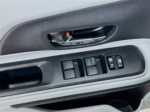 Used 2014 Toyota Prius C Two image 16