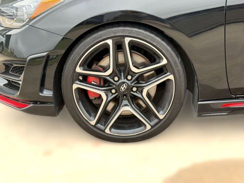 Used 2022 Hyundai Veloster N image 12