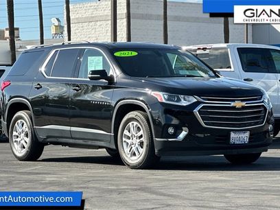 Used 2021 Chevrolet Traverse LT