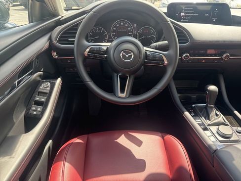 Used 2026 MAZDA MAZDA3 Carbon AWD/4WD image 18
