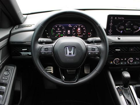 Used 2024 Honda Accord Sport image 15