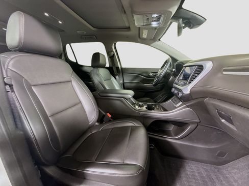 Used 2023 GMC Acadia SLT w/ Preferred Package FWD image 29