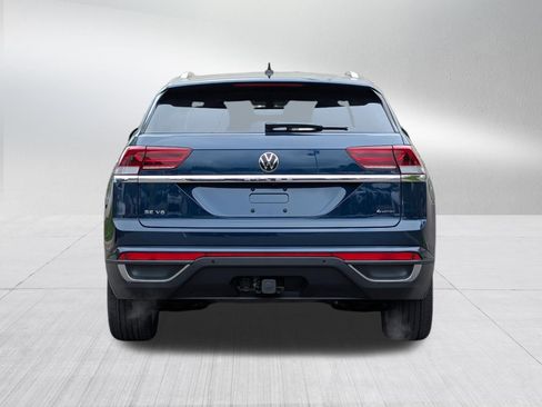 Certified 2023 Volkswagen Atlas Cross Sport SE w/ Panoramic Sunroof Package AWD/4WD image 6