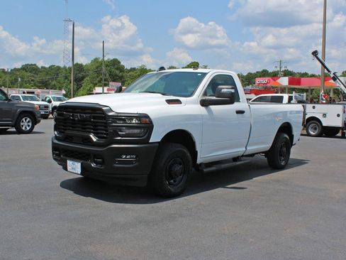Used 2025 RAM 2500 Tradesman RWD image 10