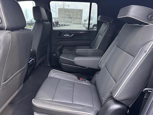 New 2026 GMC Yukon XL Elevation image 20