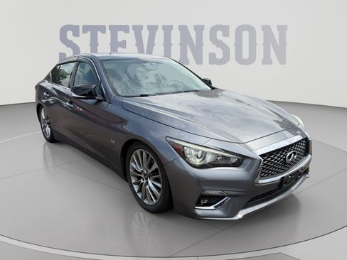Used 2018 INFINITI Q50 Luxe w/ Essential Package (3.0T Luxe) AWD/4WD image 7