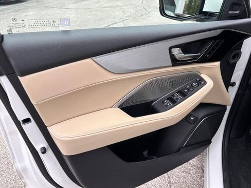 Used 2023 Acura MDX SH-AWD w/ Technology Package image 10
