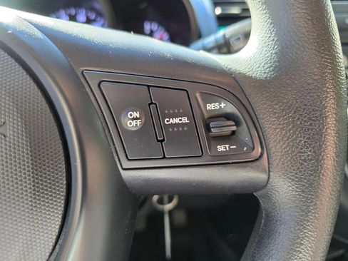 Used 2012 Kia Soul FWD image 25