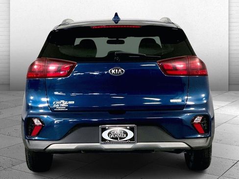 Used 2020 Kia Niro LX image 3