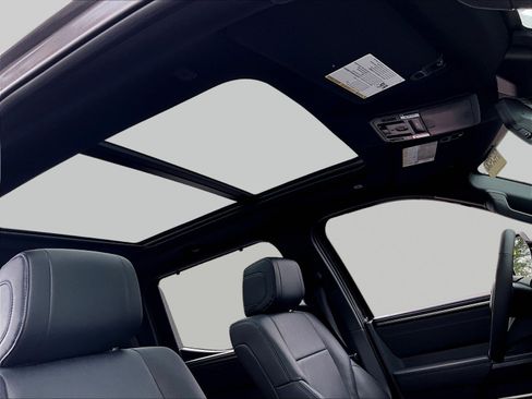 New 2026 Toyota Tundra Platinum AWD/4WD image 13