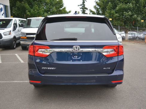 Used 2020 Honda Odyssey Elite image 6
