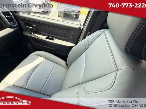 Used 2026 RAM 2500 Tradesman w/ Chrome Appearance Group AWD/4WD image 11
