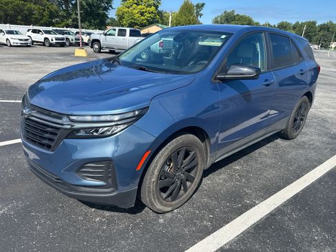 Used 2024 Chevrolet Equinox LS w/ LS Convenience Package FWD image 1